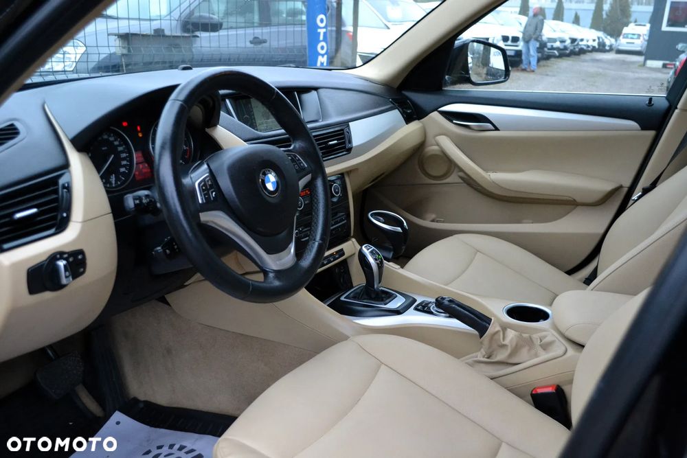 BMW X1 xDrive18d Sport Line - 8