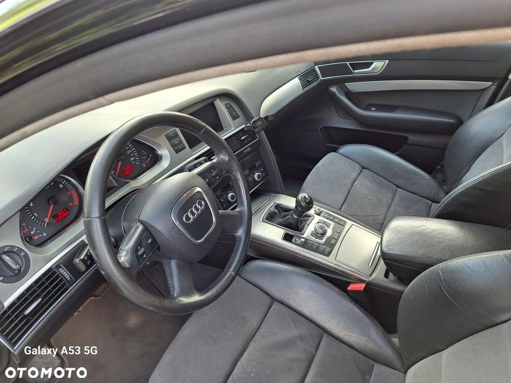 Audi A6 Avant - 10