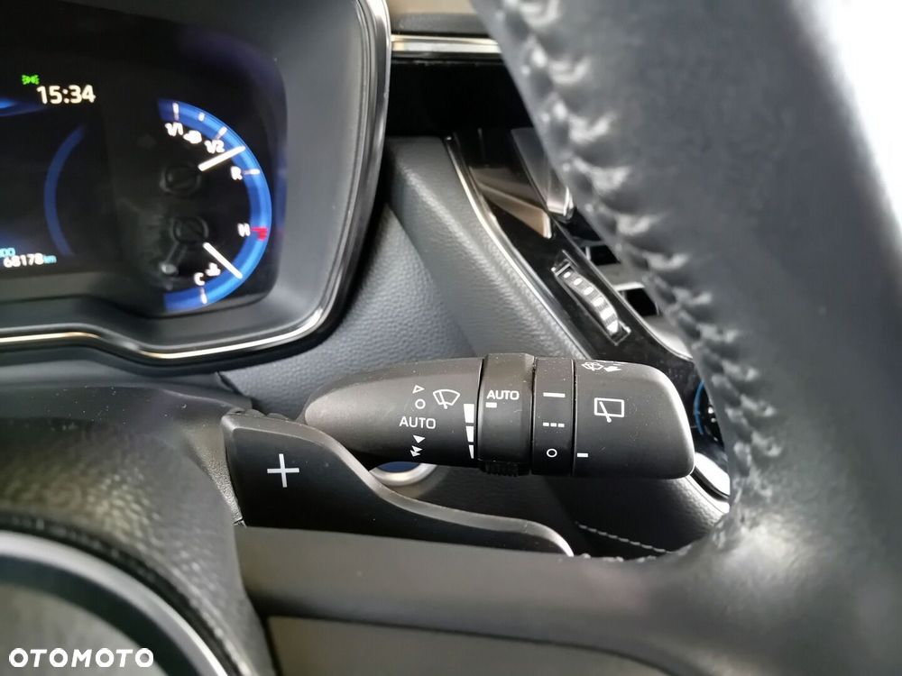 Toyota Corolla 2.0 Hybrid Comfort - 20