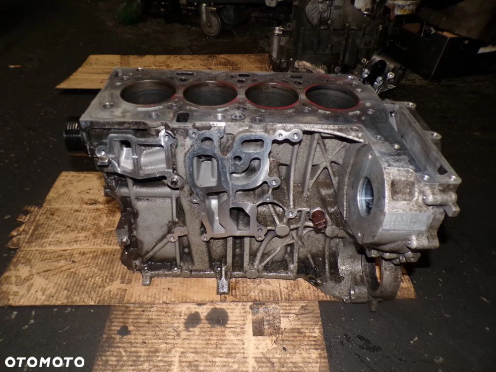 blok silnika Toyota Mini 1.6 D N47C16A Idealny - 1