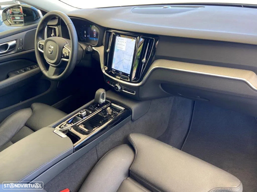 Volvo V60 2.0 T6 AWD TE Plus Dark - 7