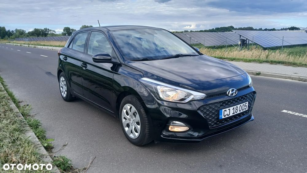 Hyundai i20 blue 1.2 Trend - 7