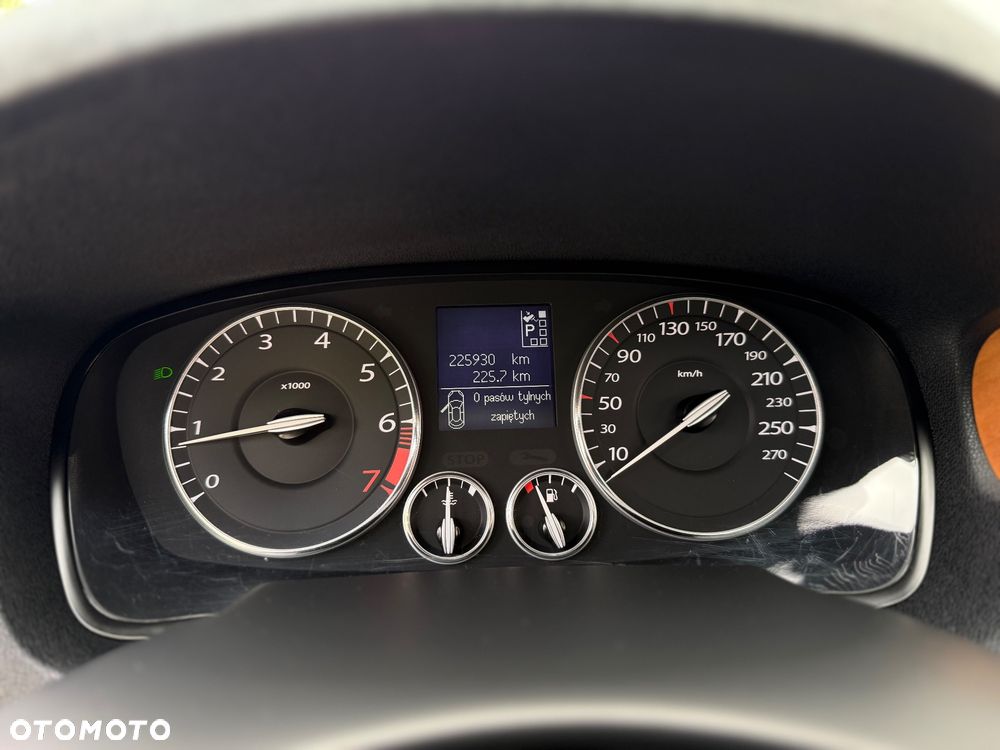 Renault Laguna 2.0T Initiale - 30
