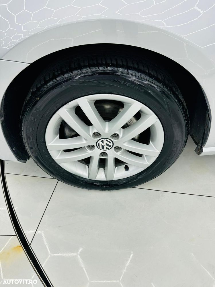 Volkswagen Golf 1.6 TDI BlueMotion Technology Trendline - 10
