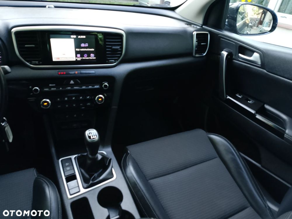 Kia Sportage 1.6 T-GDI 2WD VISION - 17