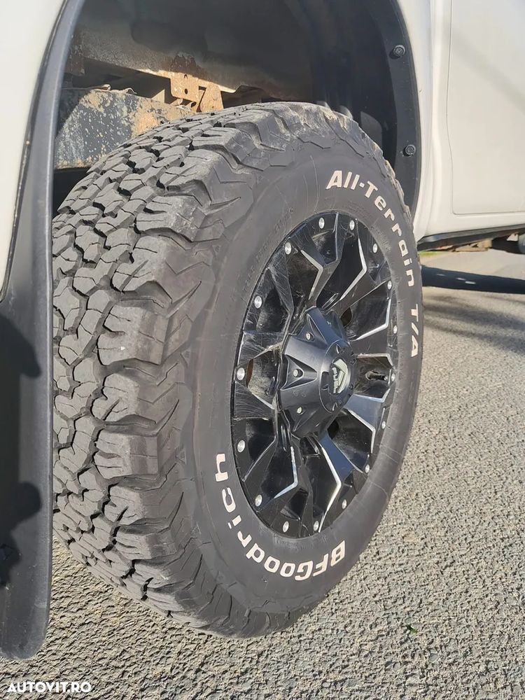 Toyota Hilux 4x4 Double Cab M/T Style - 13