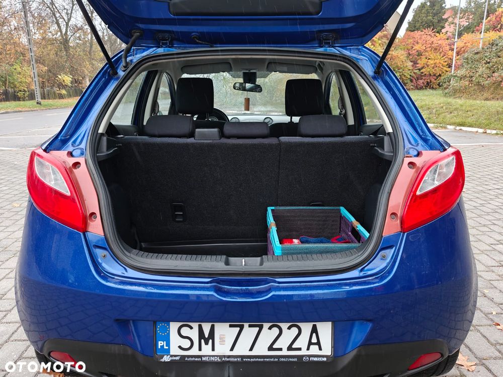Mazda 2 1.5 Dynamic - 22