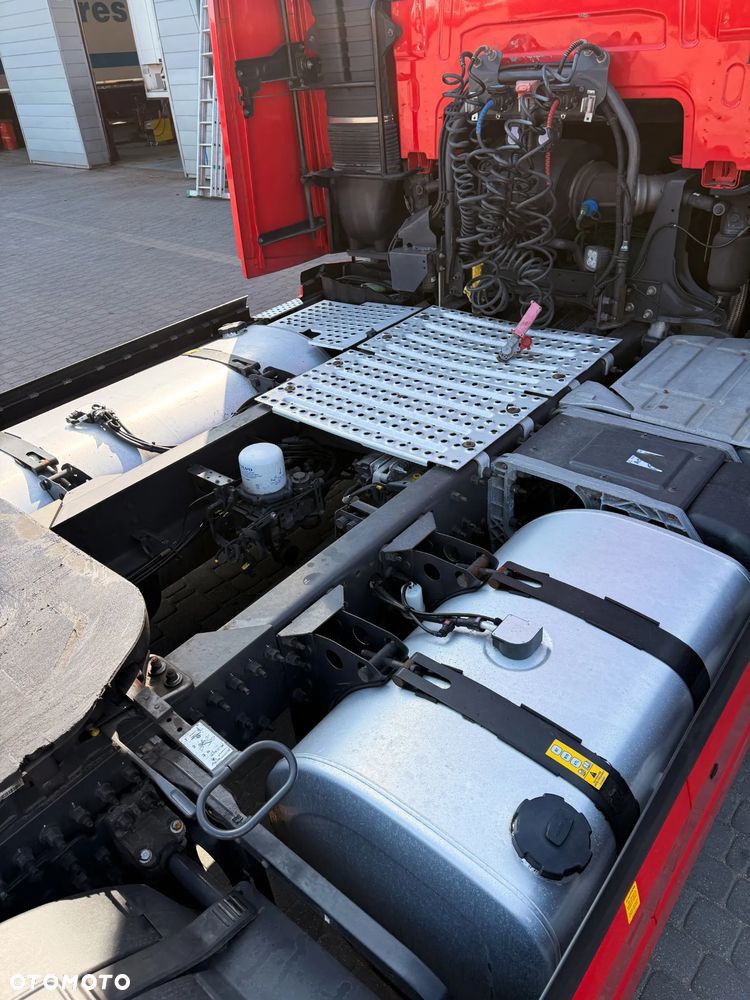 Volvo FH 460 / STANDARD / XXL / i SAVE / EURO 6/ GLOBETROTTER/ / AUTOMAT/SERVIS /2019/ KAMERA/ SKÓRY/ XENON /PERFEKCYJNY STAN / ZABUDOWY  MIĘDZYOSIOWE/ - 40