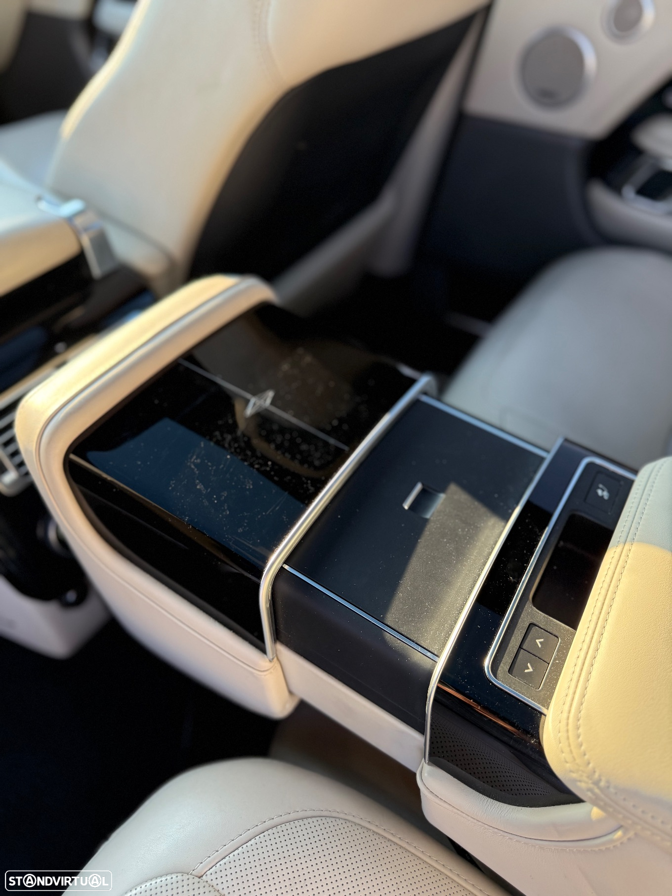 Land Rover Range Rover 2.0 Si4 PHEV Autobiography - 17