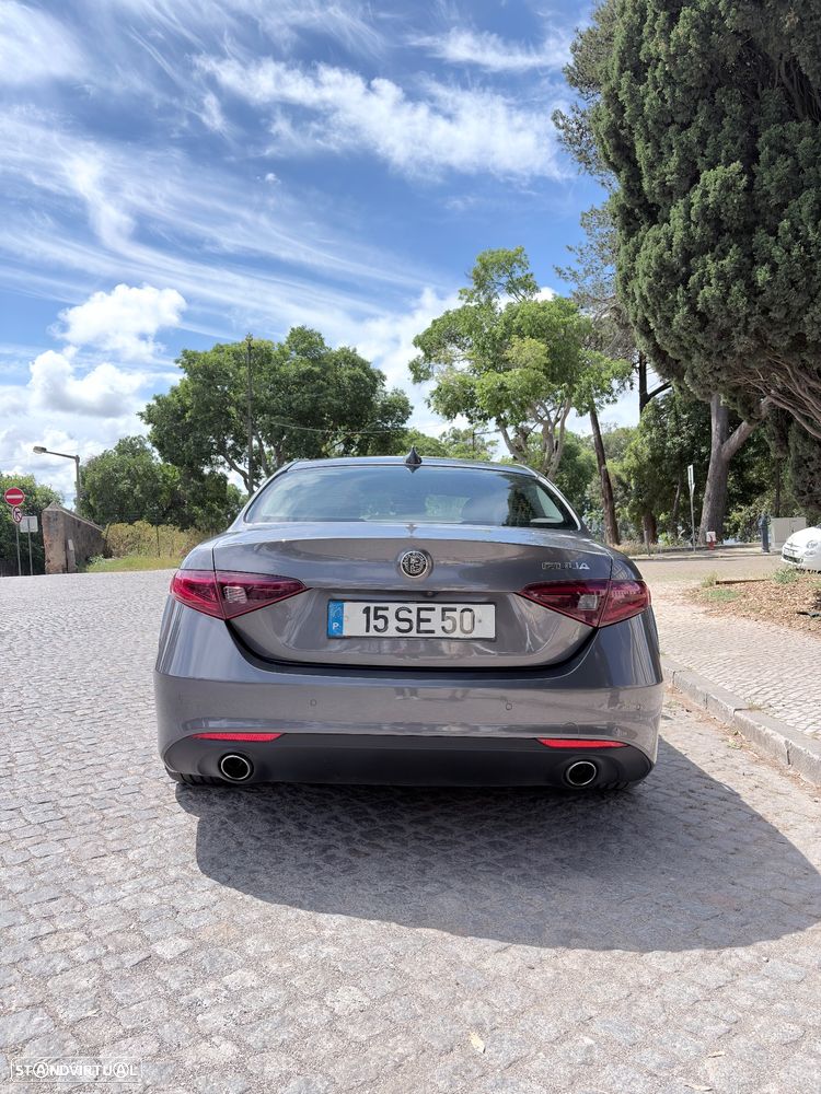 Alfa Romeo Giulia 2.2 D Super AT8 - 5