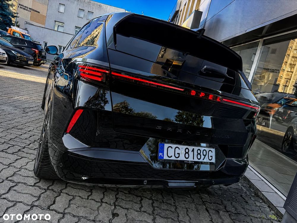 Opel Grandland 1.2 T mHEV GS S&S eDTC6 - 11