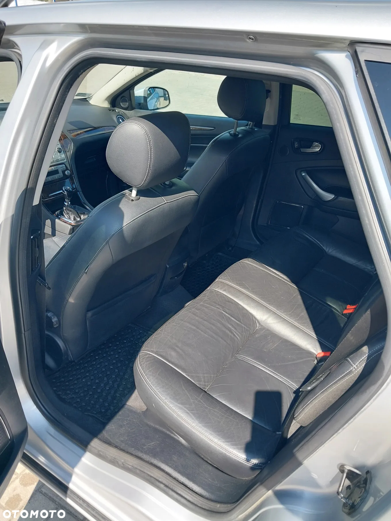 Ford Mondeo 2.0 TDCi Ghia - 17