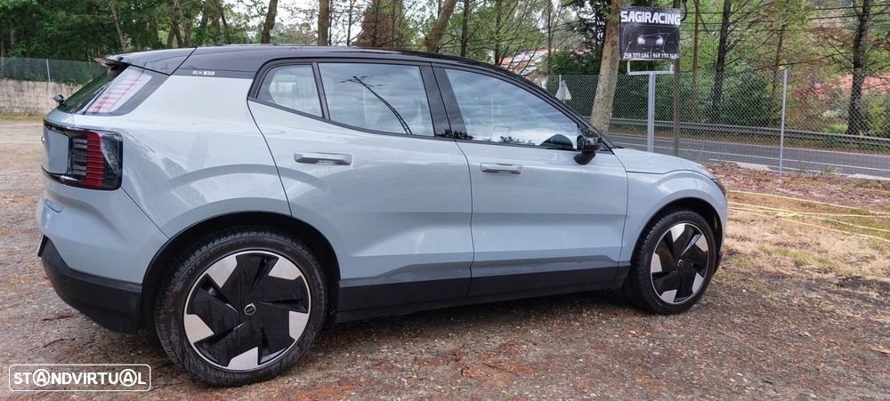 Volvo EX30 69 kWh Single Motor Extended Range Core - 16