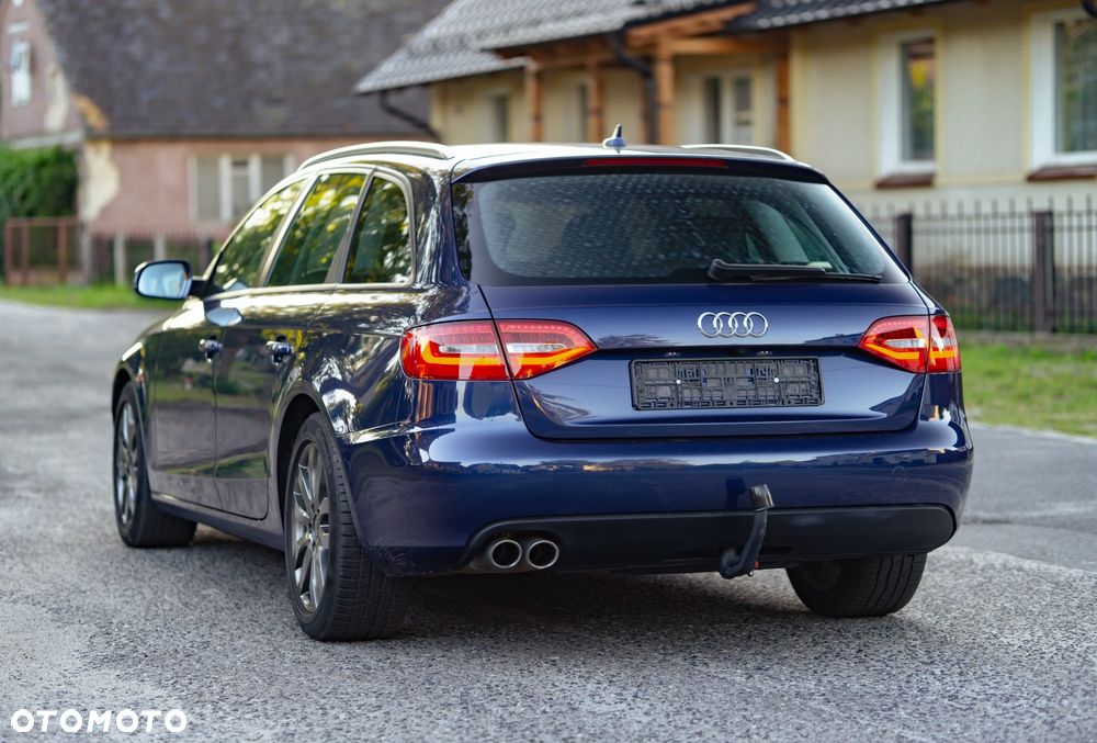 Audi A4 Avant - 14