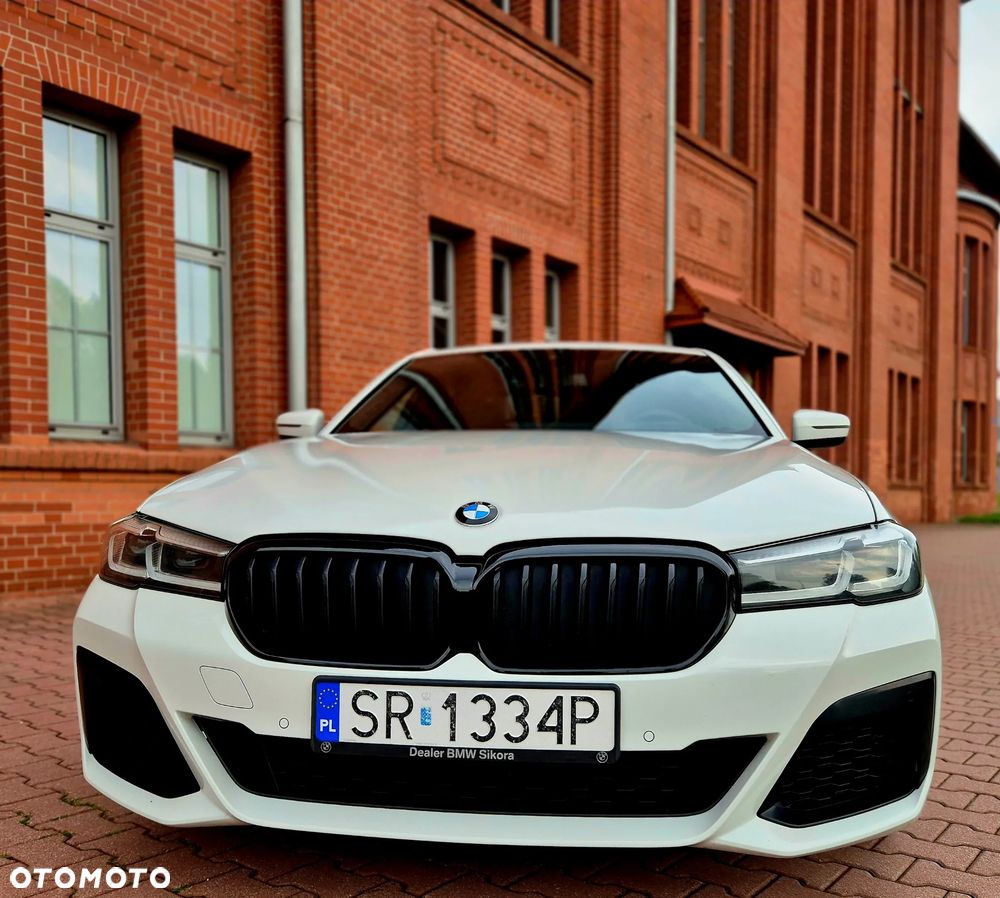 BMW Seria 5 540i xDrive mHEV M Sport sport - 3