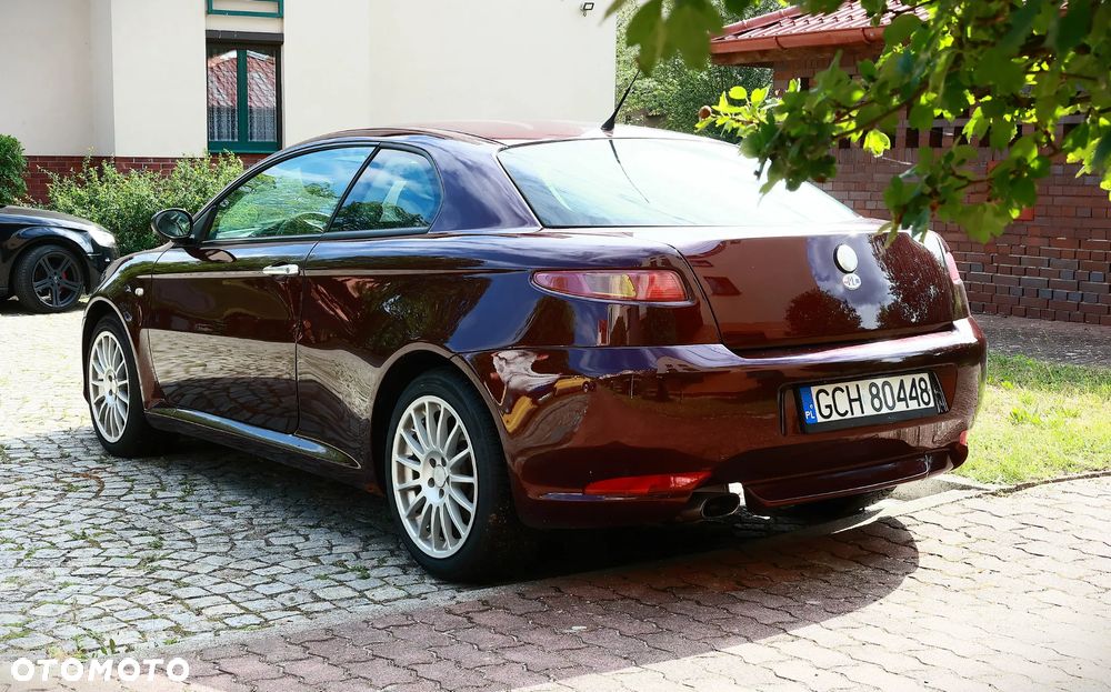 Alfa Romeo GT 2.0JTS Progression - 3