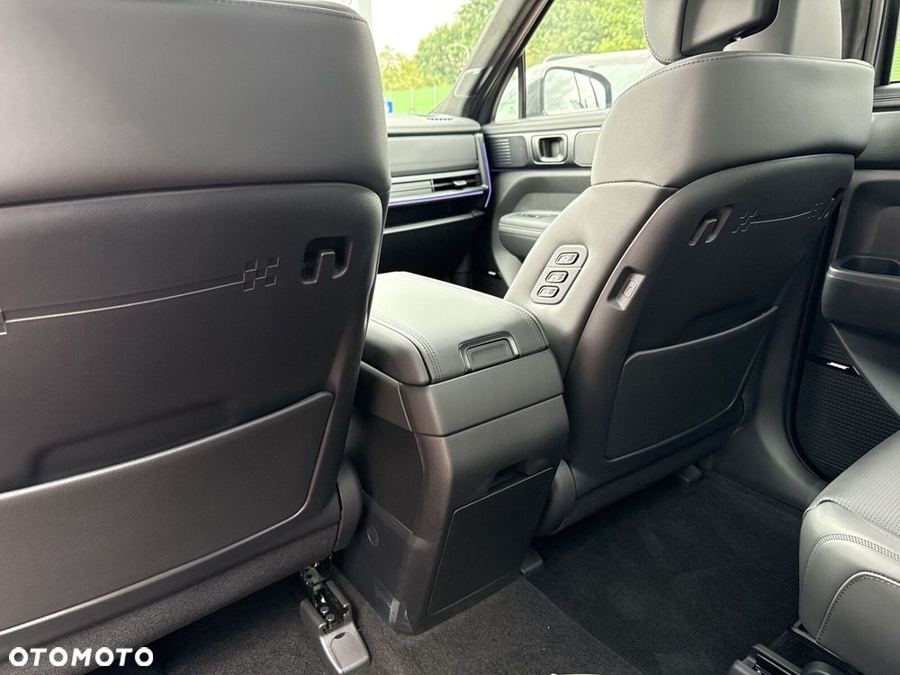 Hyundai Santa Fe 1.6 T-GDI HEV Calligraphy 4WD 6os - 29