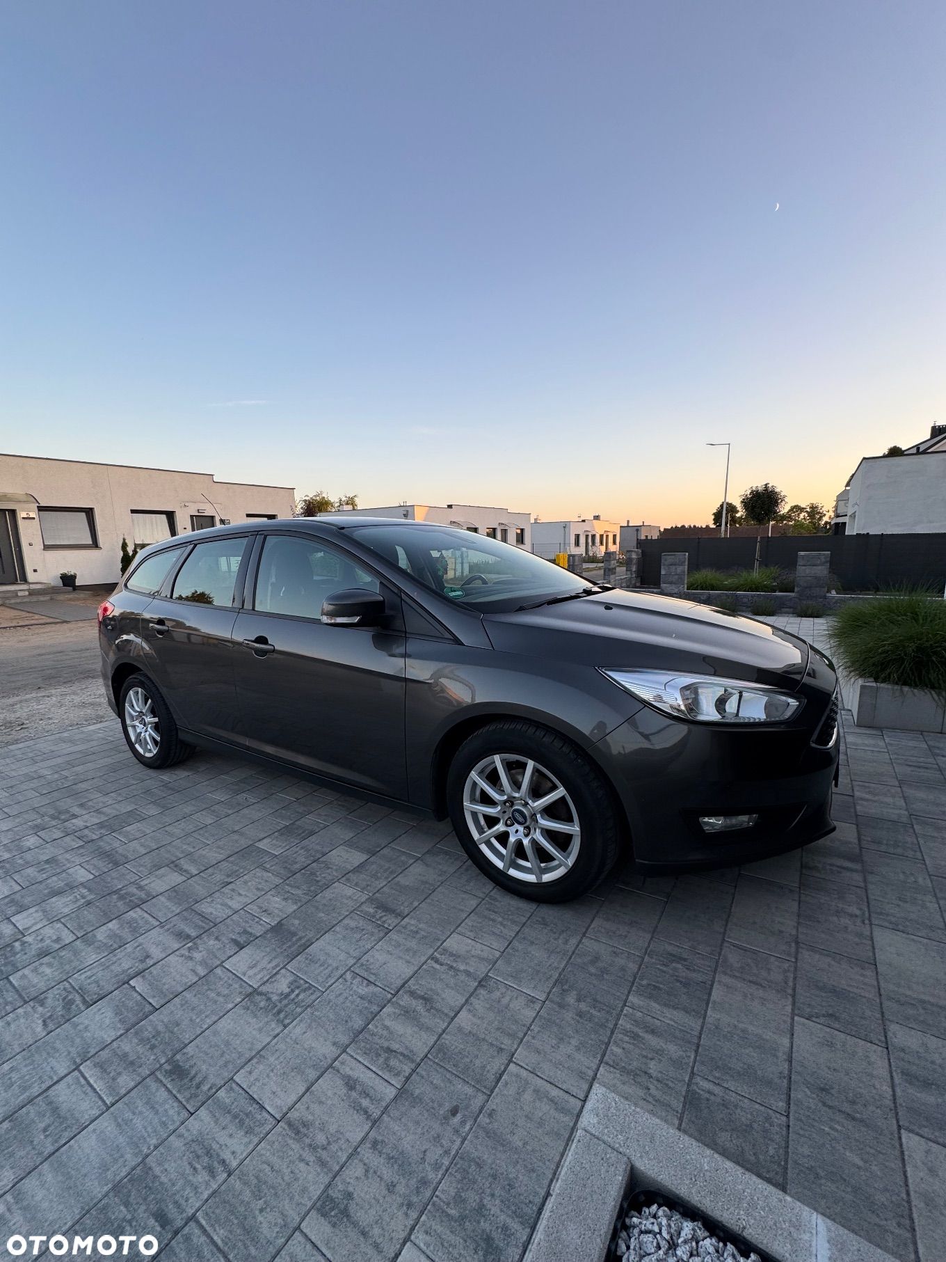 Ford Focus - 1