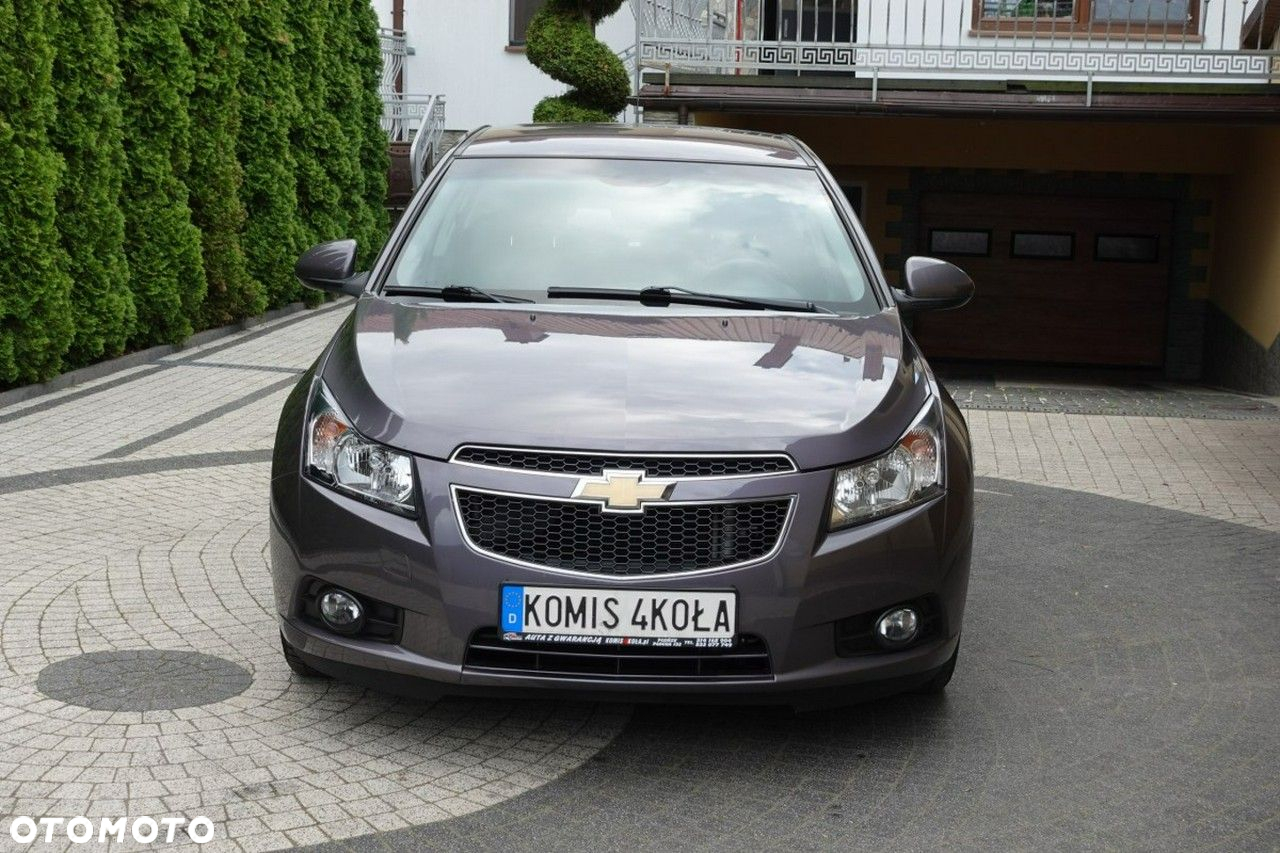 Chevrolet Cruze - 9