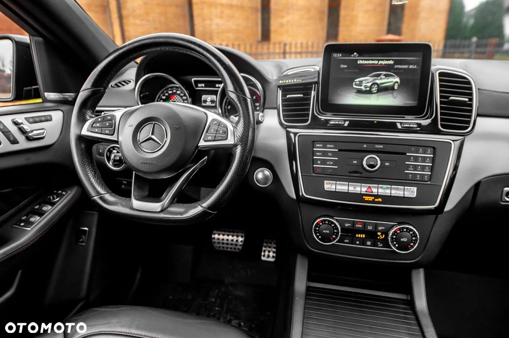 Mercedes-Benz GLE 350 d 4Matic 9G-TRONIC AMG Line - 26