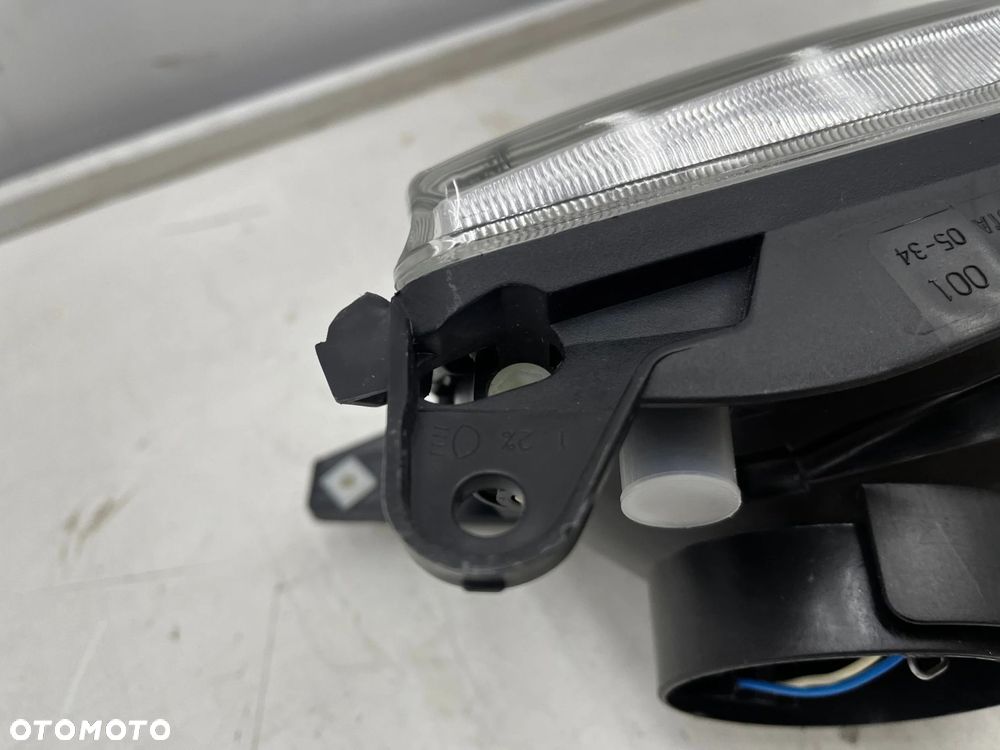 Lampa reflektor Toyota Avensis I T22 Lift 00-03r. NOWA lewa oryginał Europa jasna lewy przód 92101a2 - 14