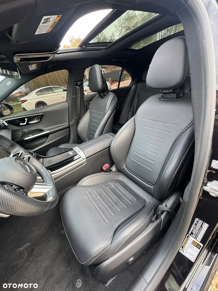 Mercedes-Benz Klasa C 300 4Matic 9G-TRONIC AMG Line - 16