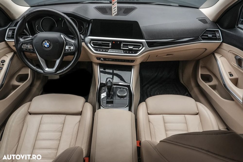 BMW Seria 3 320d xDrive AT Luxury Line - 7