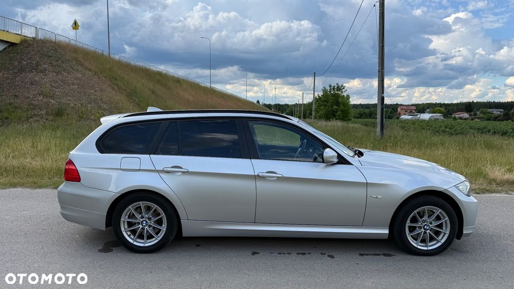 BMW Seria 3 320d DPF - 8