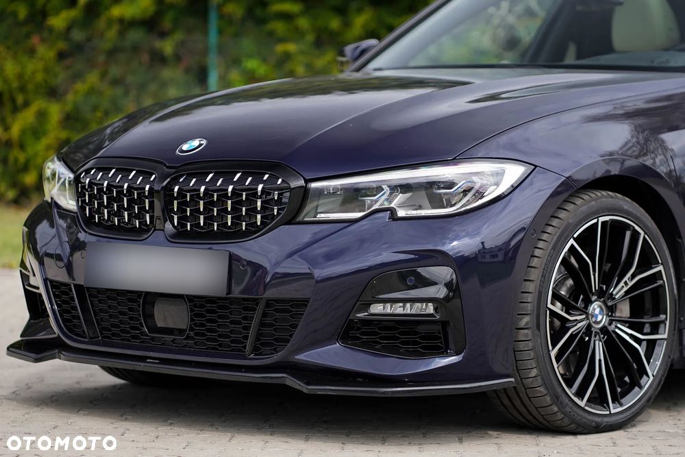 BMW Seria 3 330d xDrive mHEV M Sport - 1