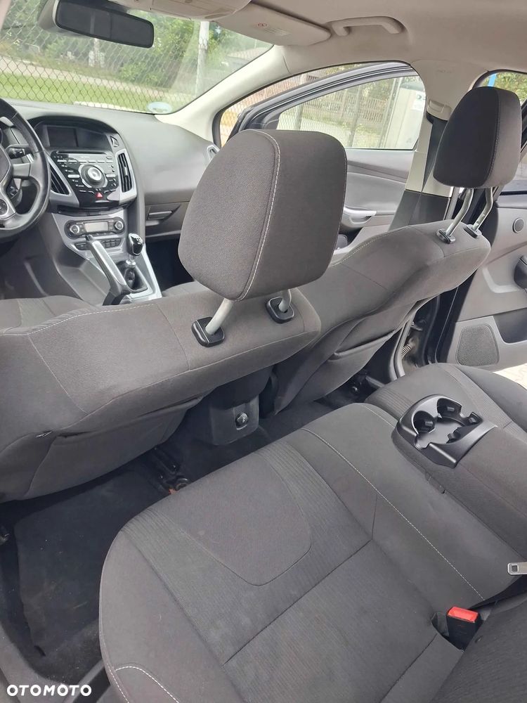 Ford Focus 1.6 EcoBoost Edition - 12