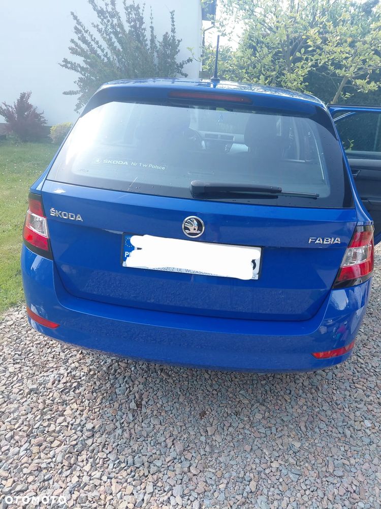 Skoda Fabia - 8