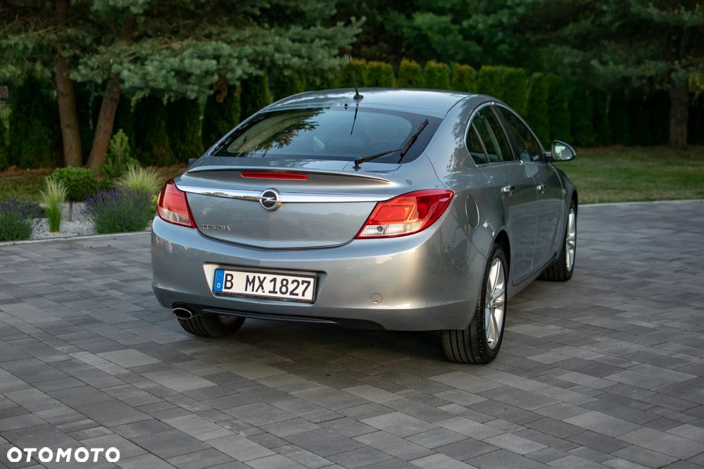 Opel Insignia - 22