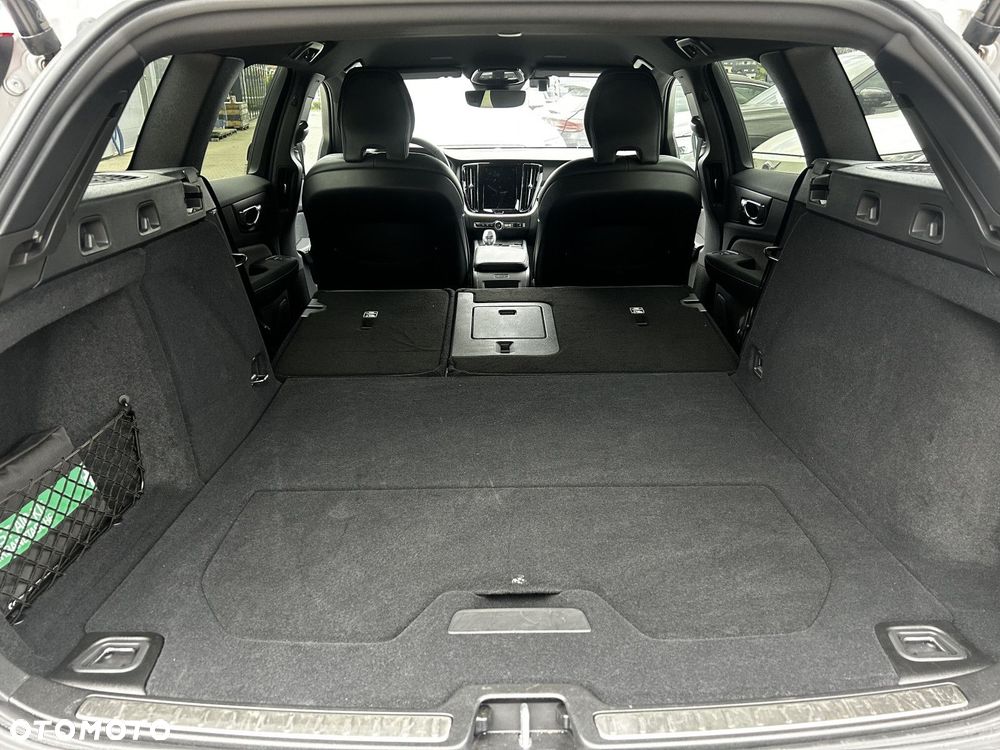 Volvo V60 - 25