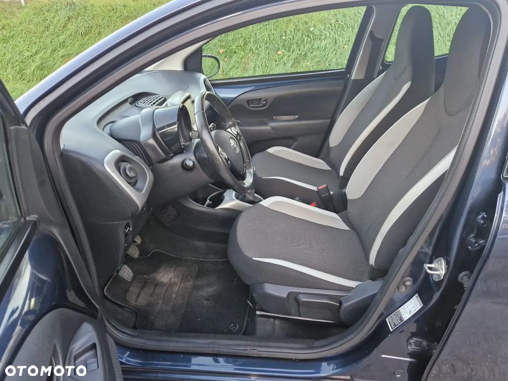 Toyota Aygo - 11