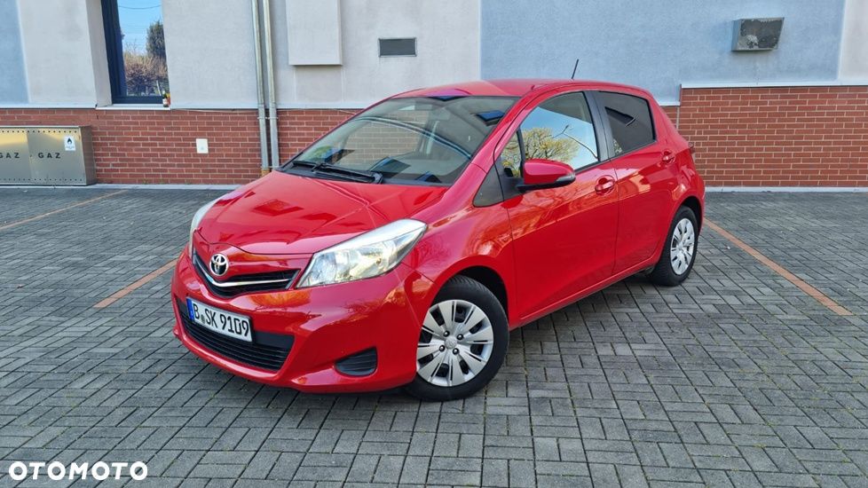 Toyota Yaris 1.33 Premium - 8