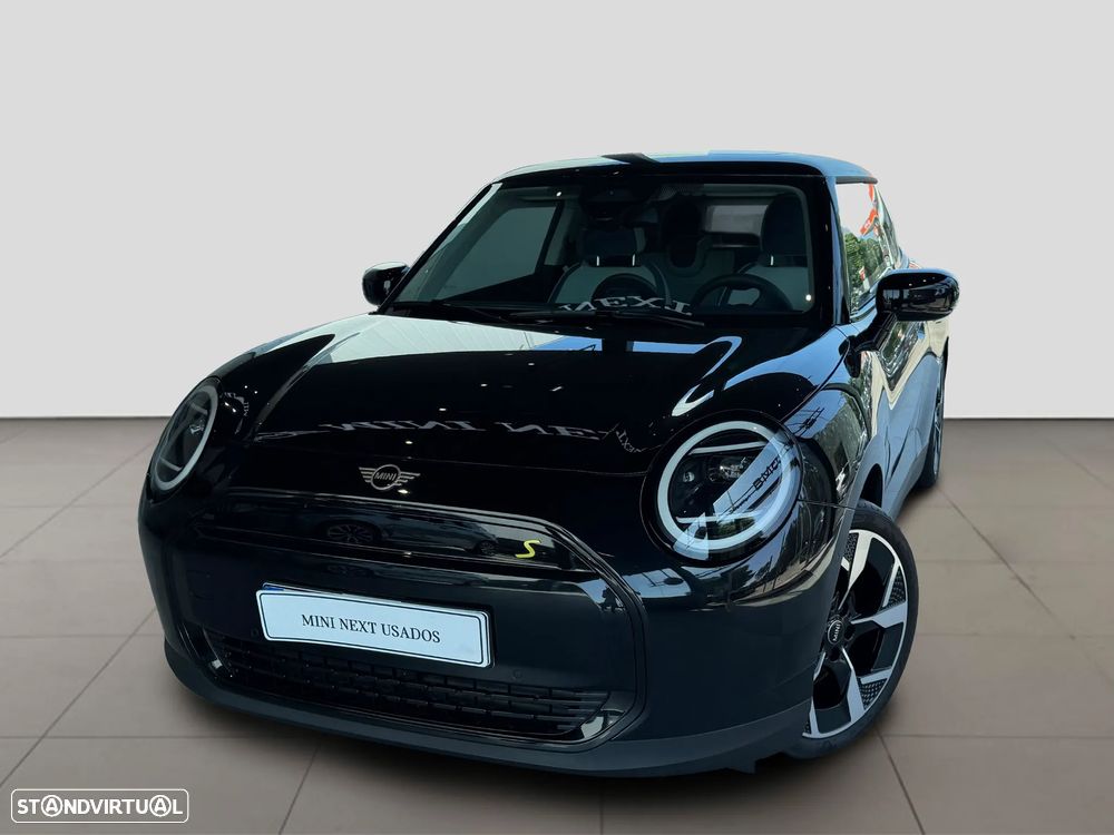 MINI 3 Portas Cooper SE Classic M - 2