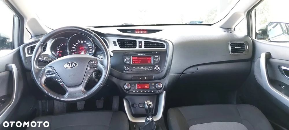 Kia Ceed 1.4 M - 8