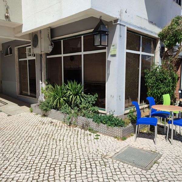 Café bar na Quinta do Conde - Grande imagem: 3/4