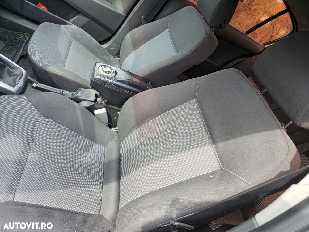 Opel Astra - 14