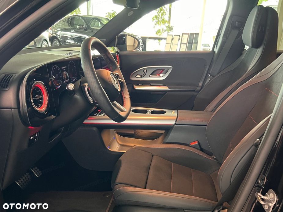 Mercedes-Benz GLB 220 mHEV 4-Matic 8G-eDCT - 8