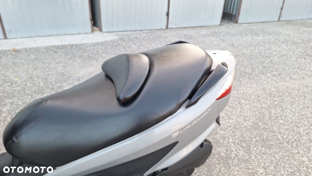 Suzuki Burgman - 7