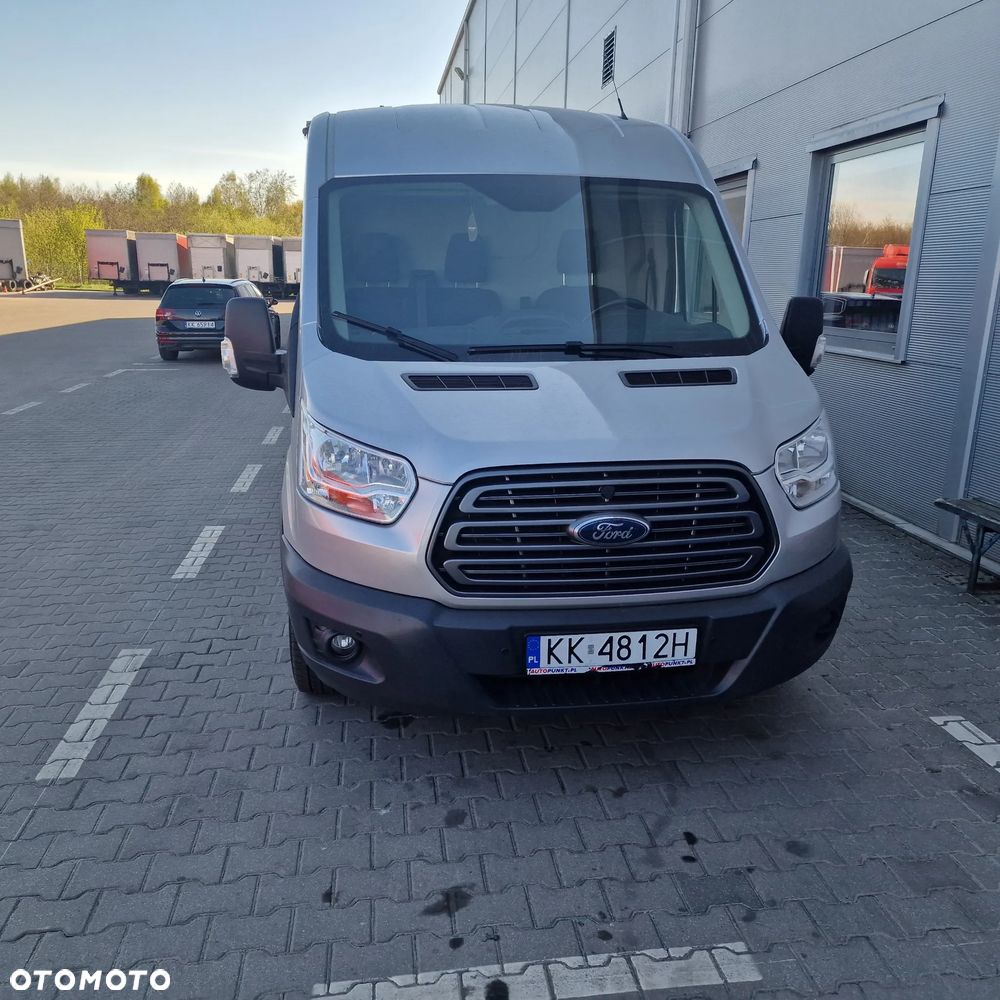 Ford Transit - 1