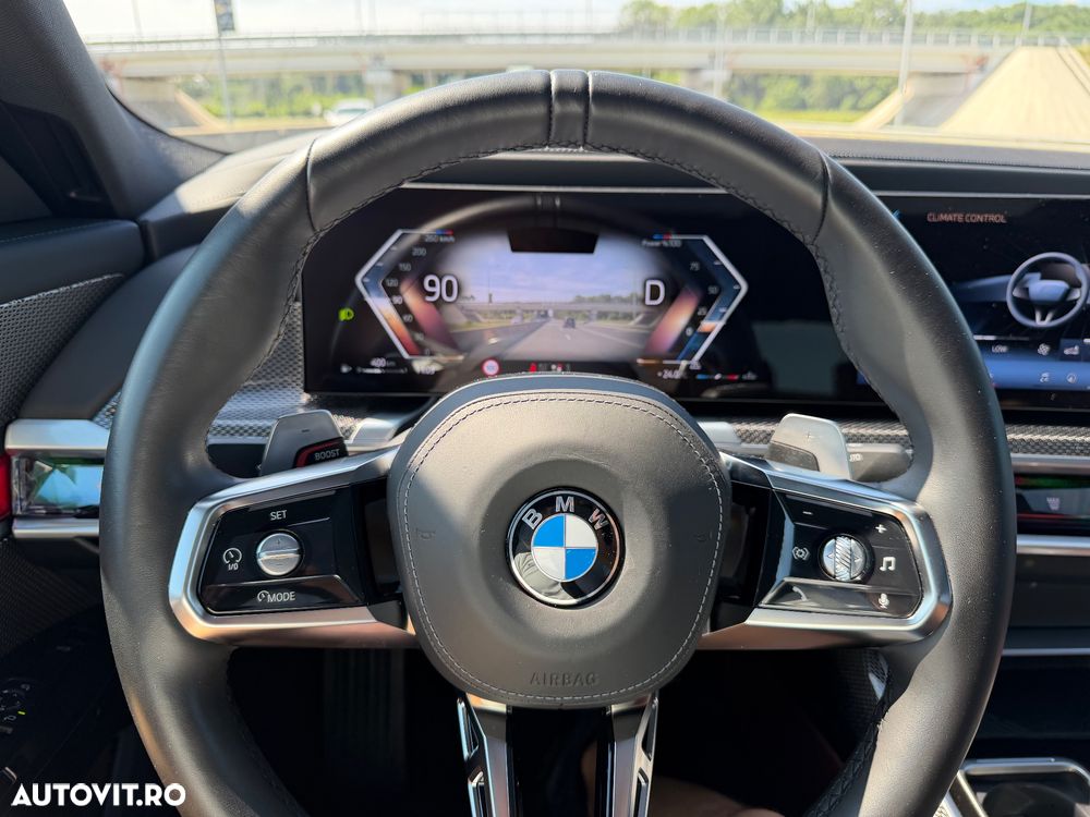 BMW Seria 7 - 39