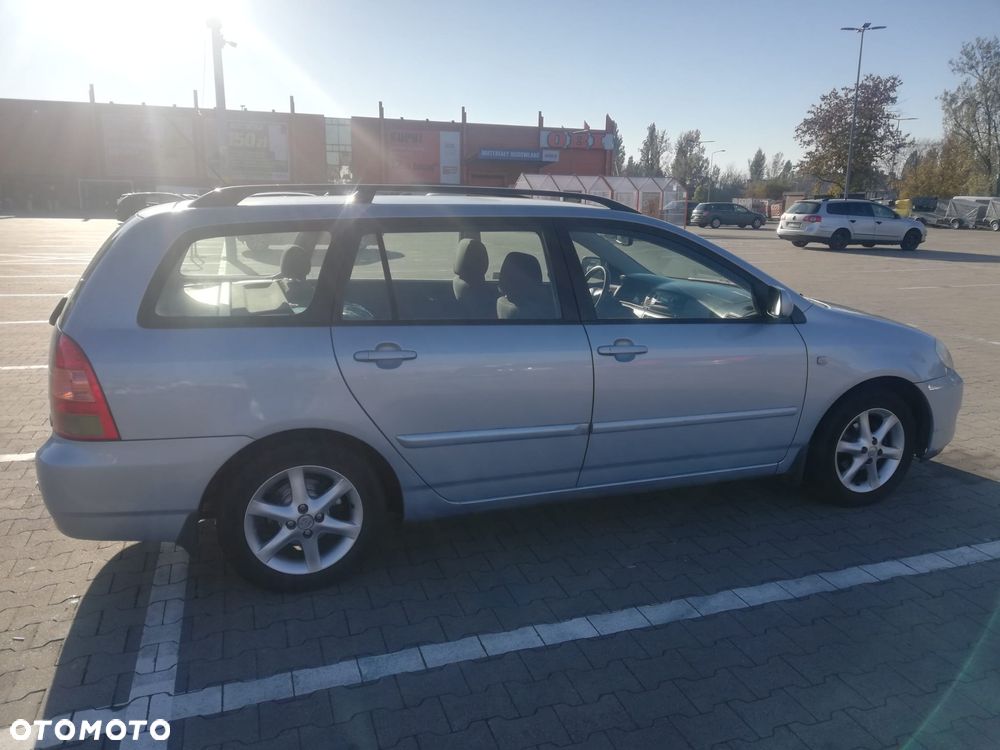 Toyota Corolla 1.6 VVT-i Sol - 1