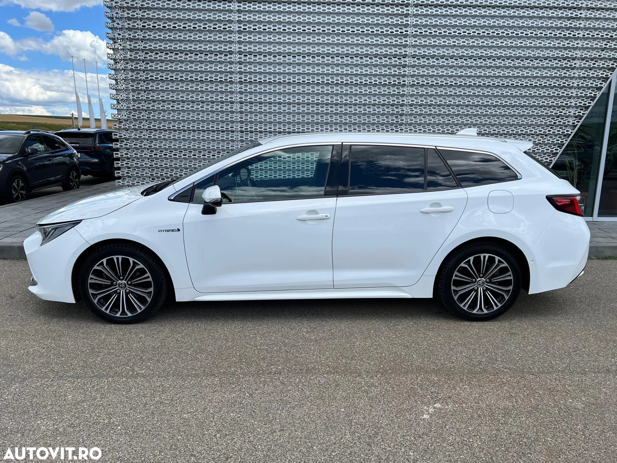 Toyota Corolla 1.8 HSD TS Exclusive Plus tapiterie Gri - 7