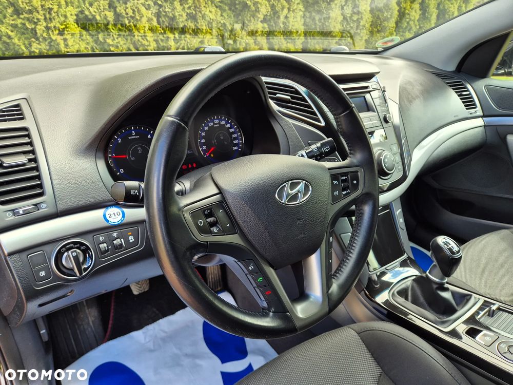 Hyundai i40 Kombi blue 1.7 CRDi Trend - 31