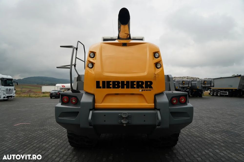 JCB L 576 XPower / ÎNCĂRCĂTOR FRONTAL TELESCOPIC / CAPACITATE CUPA 4,7 M³ - 17