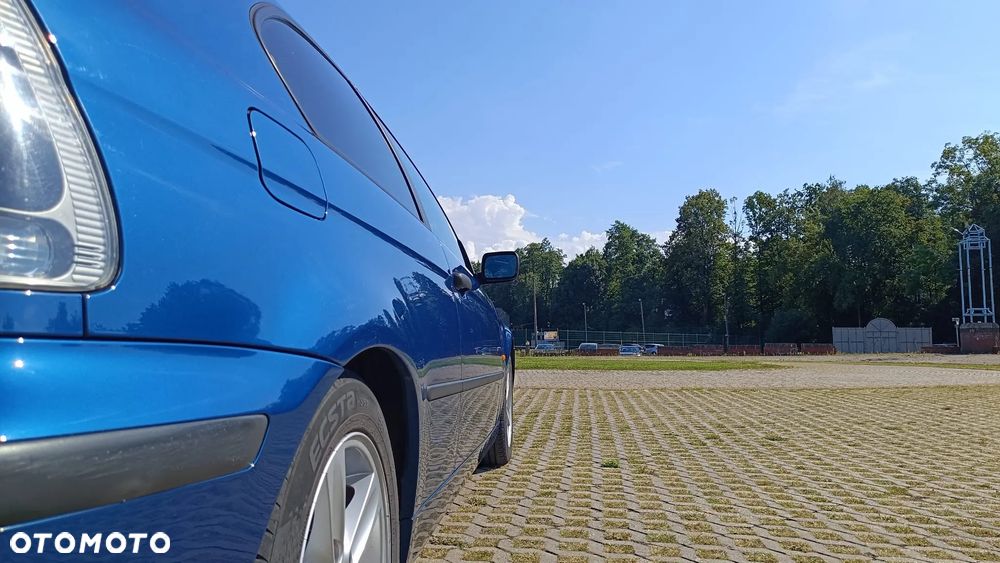 BMW Seria 3 320td - 21