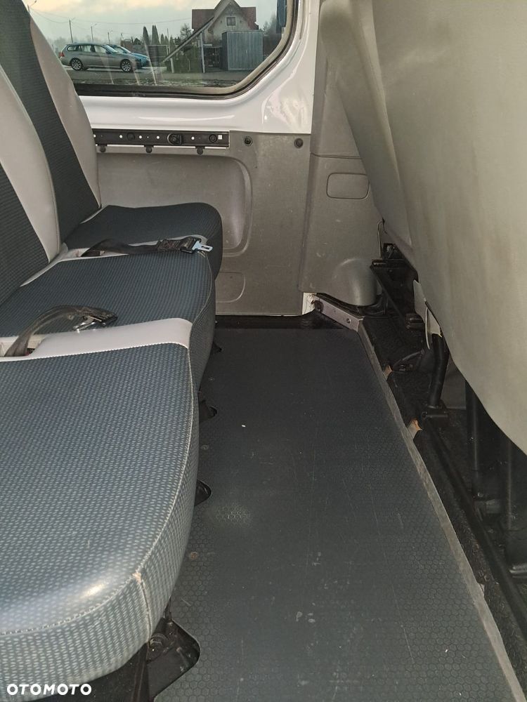 Nissan Primastar, vivaro, trafic - 28