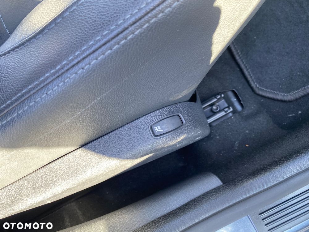 Dacia Duster dCi 110 FAP 4x4 Blackshadow - 10